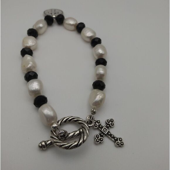 ❤️Antique sterling silver clasp and charms uncultured pearls bracelet B0207 - Picture 1 of 4